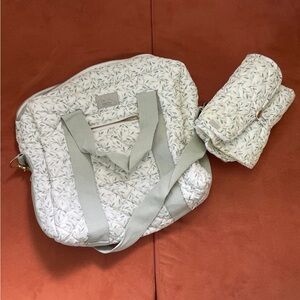 Cam cam Copenhagen bag White and Gray Patterned Baby Bag Set